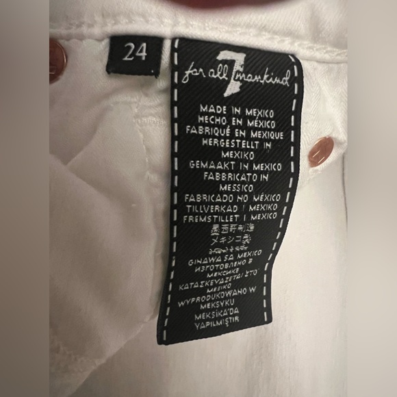 Jean pants perfect condition. - Picture 4 of 4